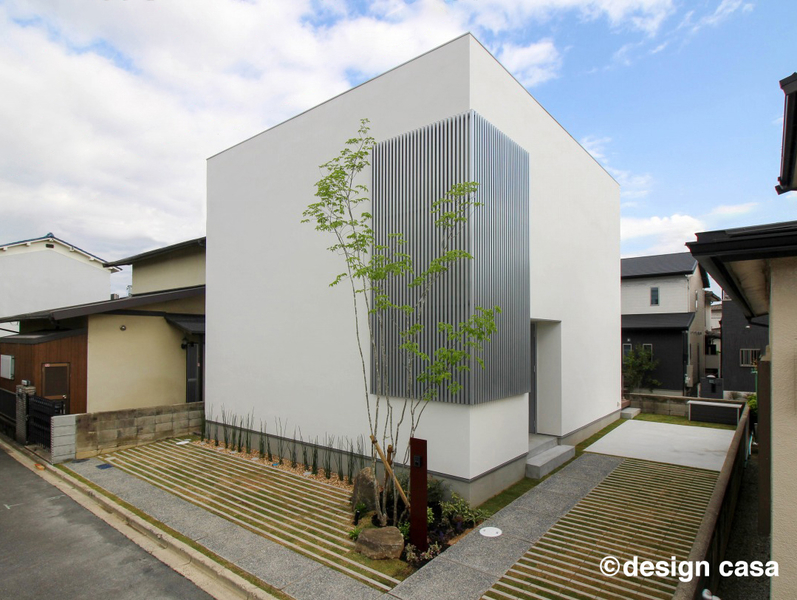灯籠の家